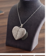 The Ultimate Connected Hearts Couples Gift Set - Image 5